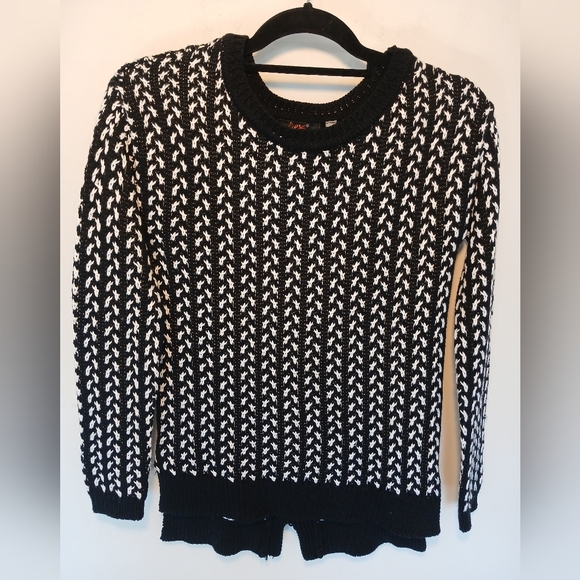 Dex Sweaters - Dex Monochrome Patterned Crew Neck Sweater
